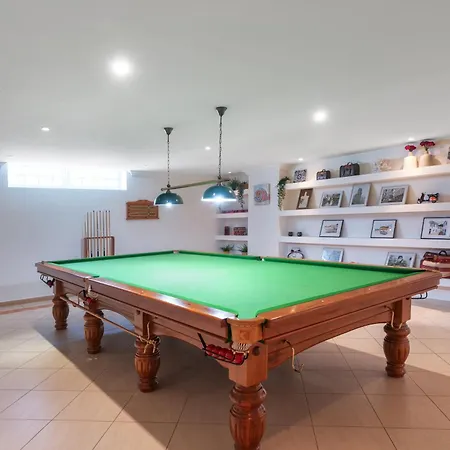 Fonte Santa Вилла Картейра