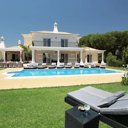 Fonte Santa Villa